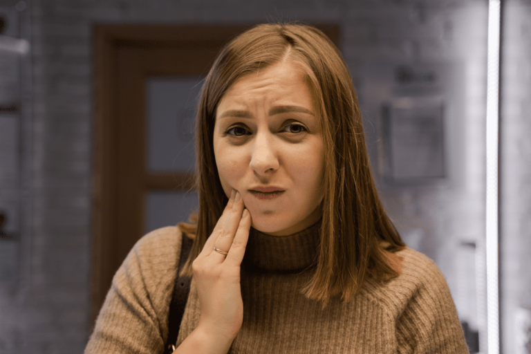 Bruxism: cauze si tratamente